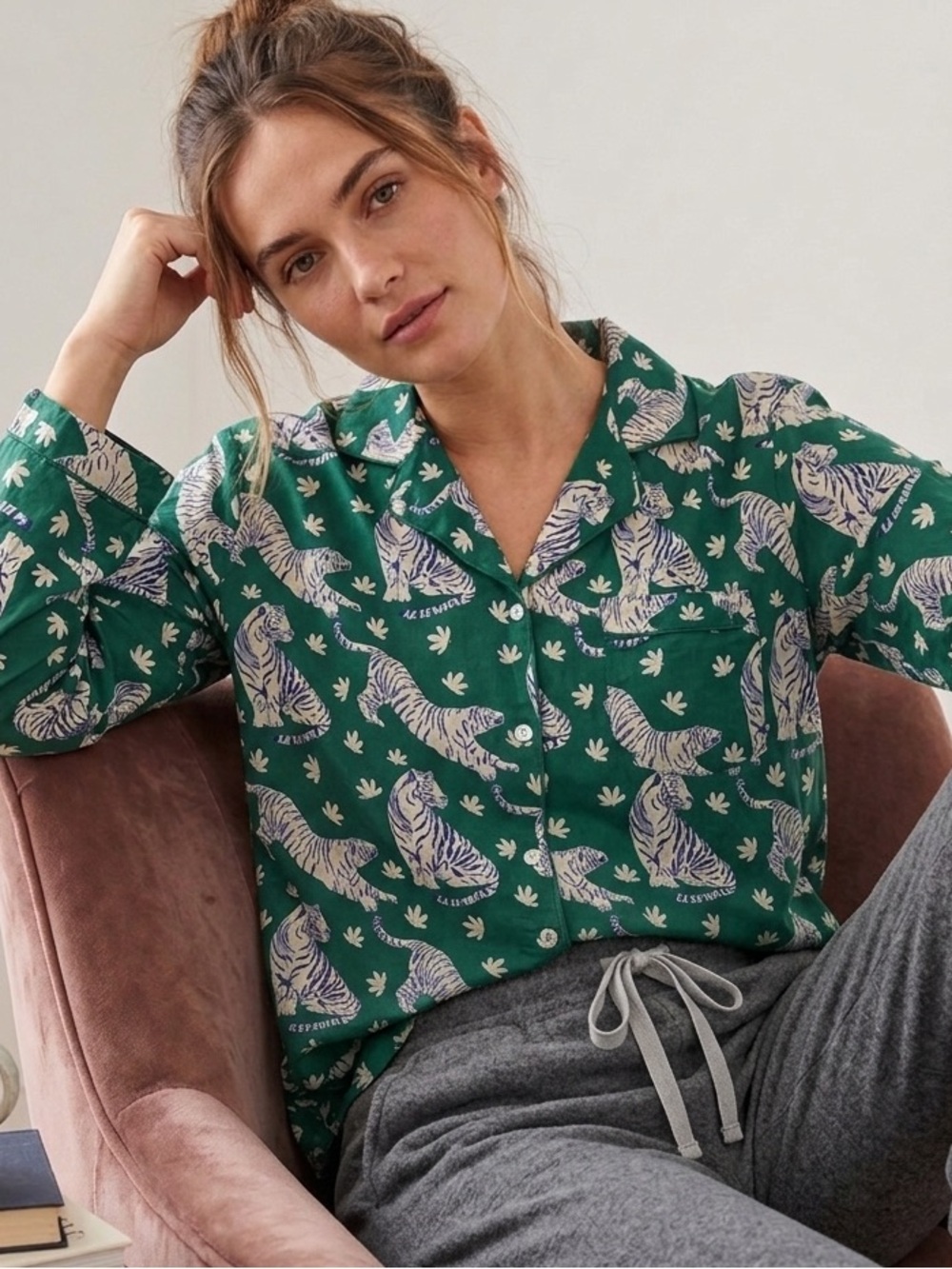 Crafted by Mahogany Green Tiger Print Cotton Pajama Top Large 🎁 FREE W/ BUNDLE*